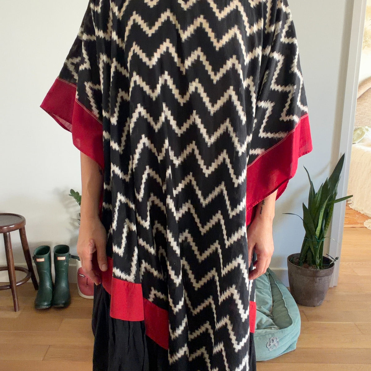 zikzak desenli kaftan elbise