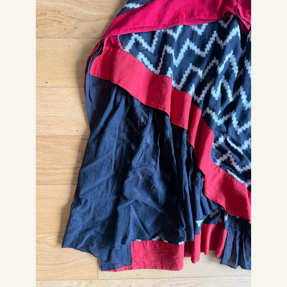 zikzak desenli kaftan elbise